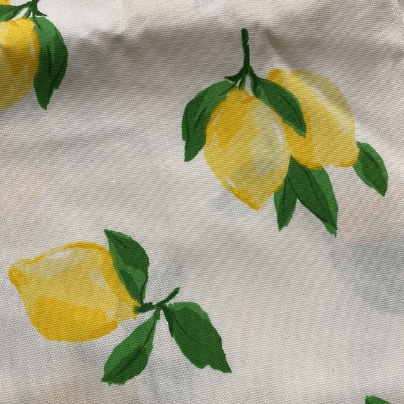 Kate Spade Lemon Print Table Runner - Picture 2 of 2